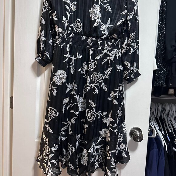 WHBM V-Neck High-Low Dress - Picture 4 of 6